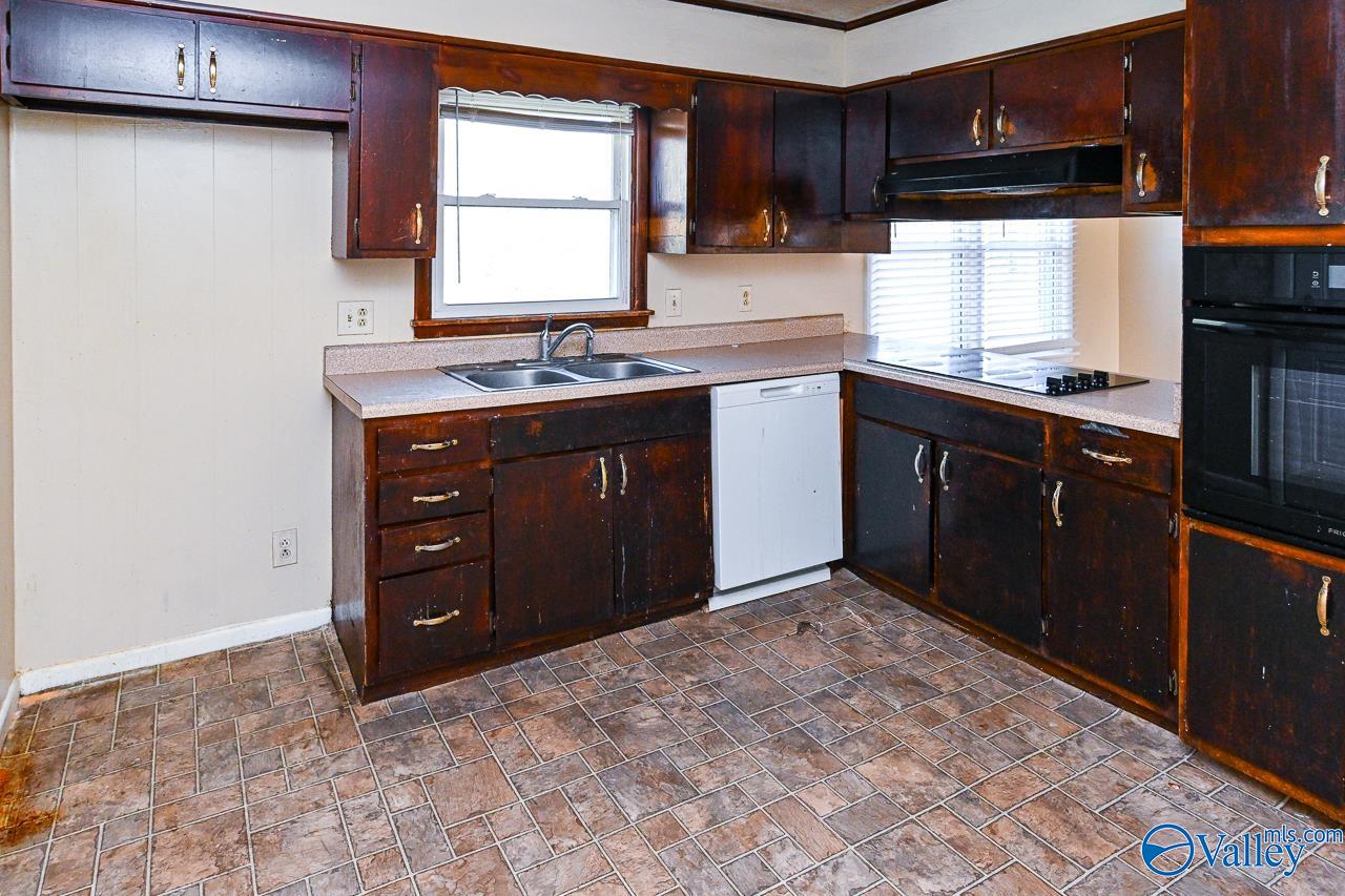 4018 Knollbrook Drive