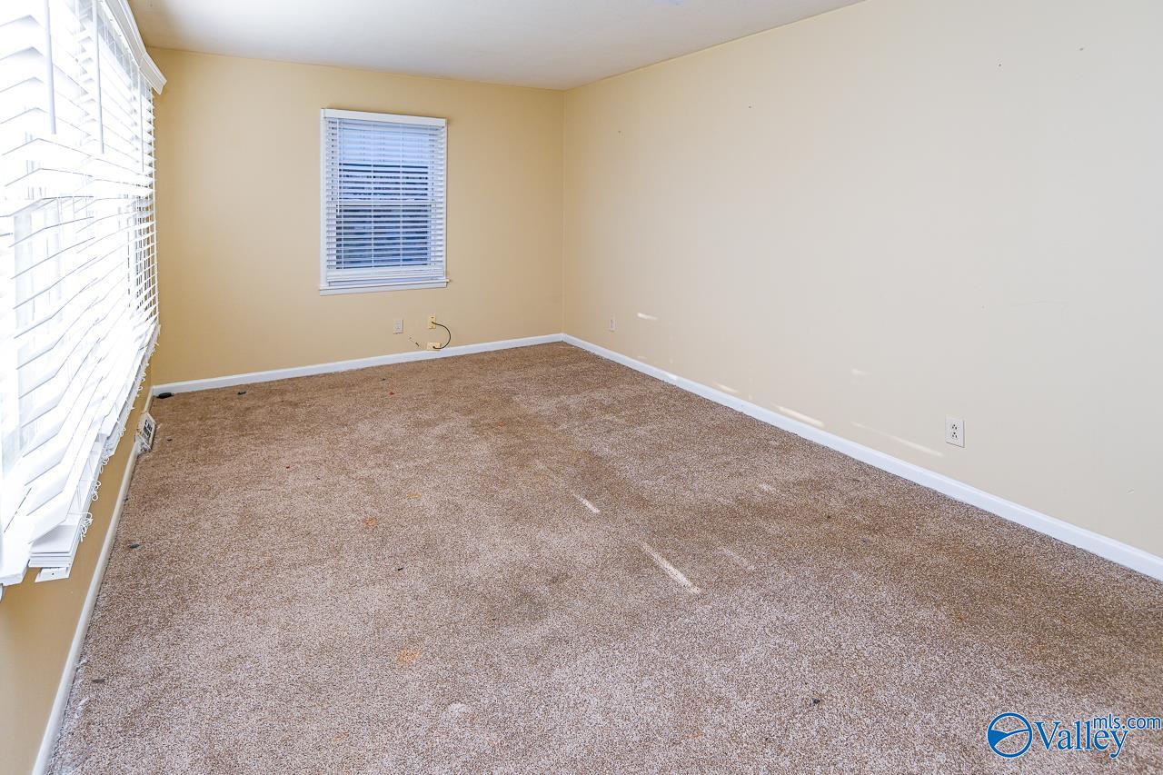 4018 Knollbrook Drive