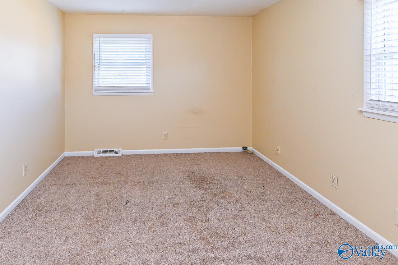 4018 Knollbrook Drive