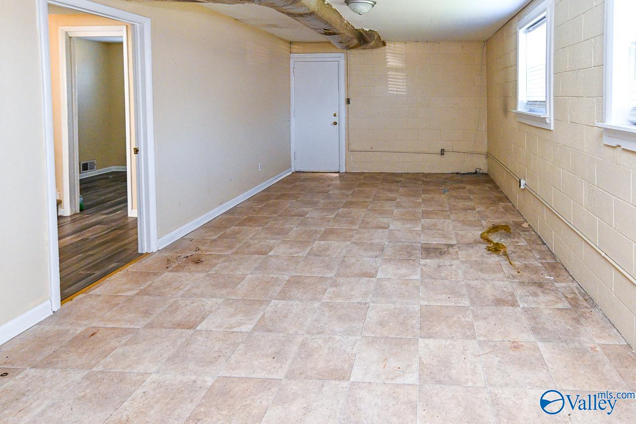 4018 Knollbrook Drive