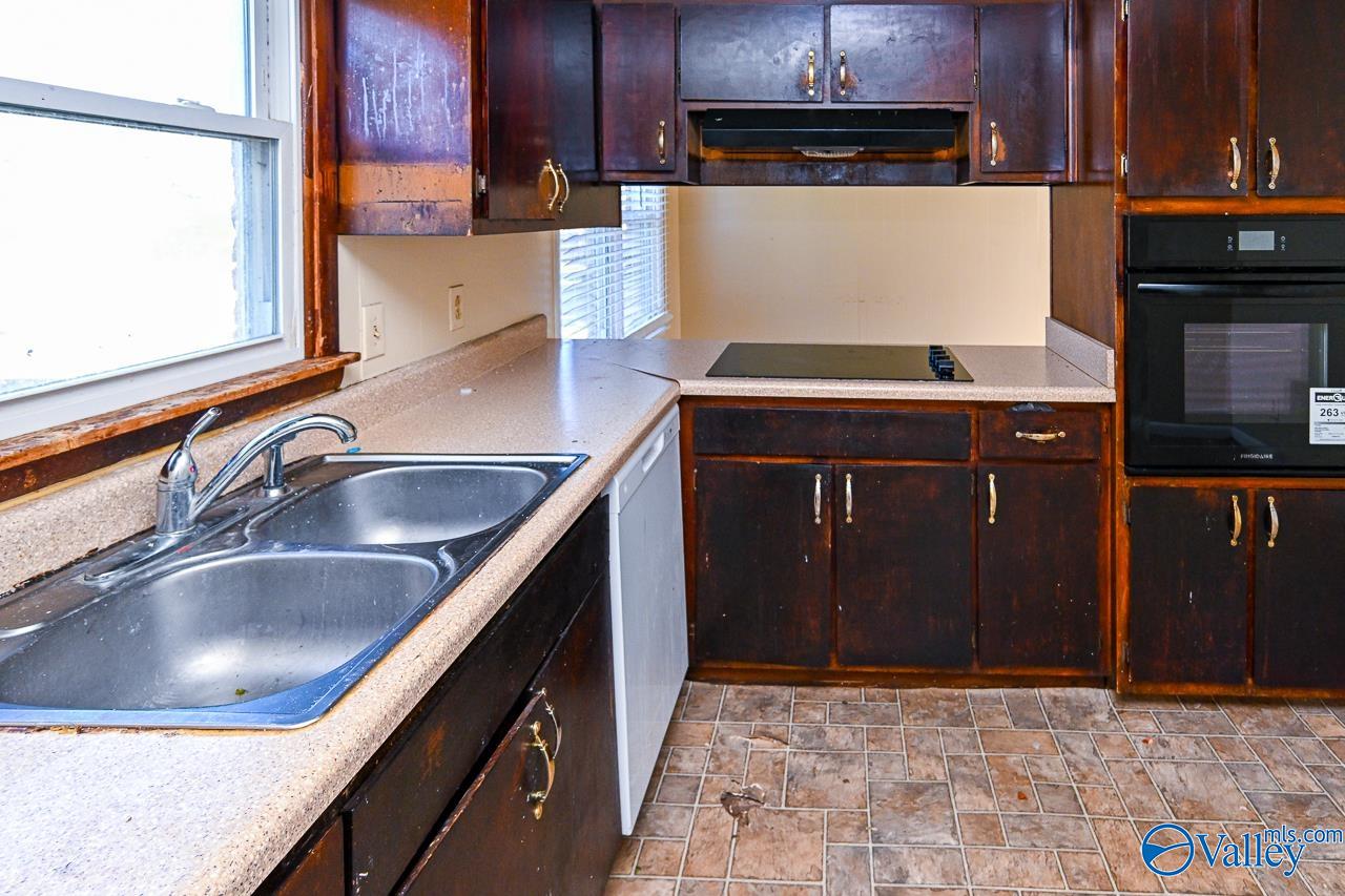 4018 Knollbrook Drive