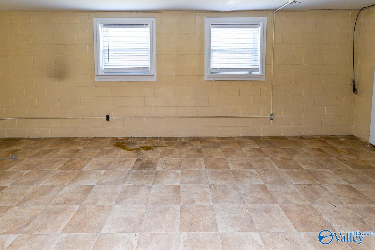 4018 Knollbrook Drive