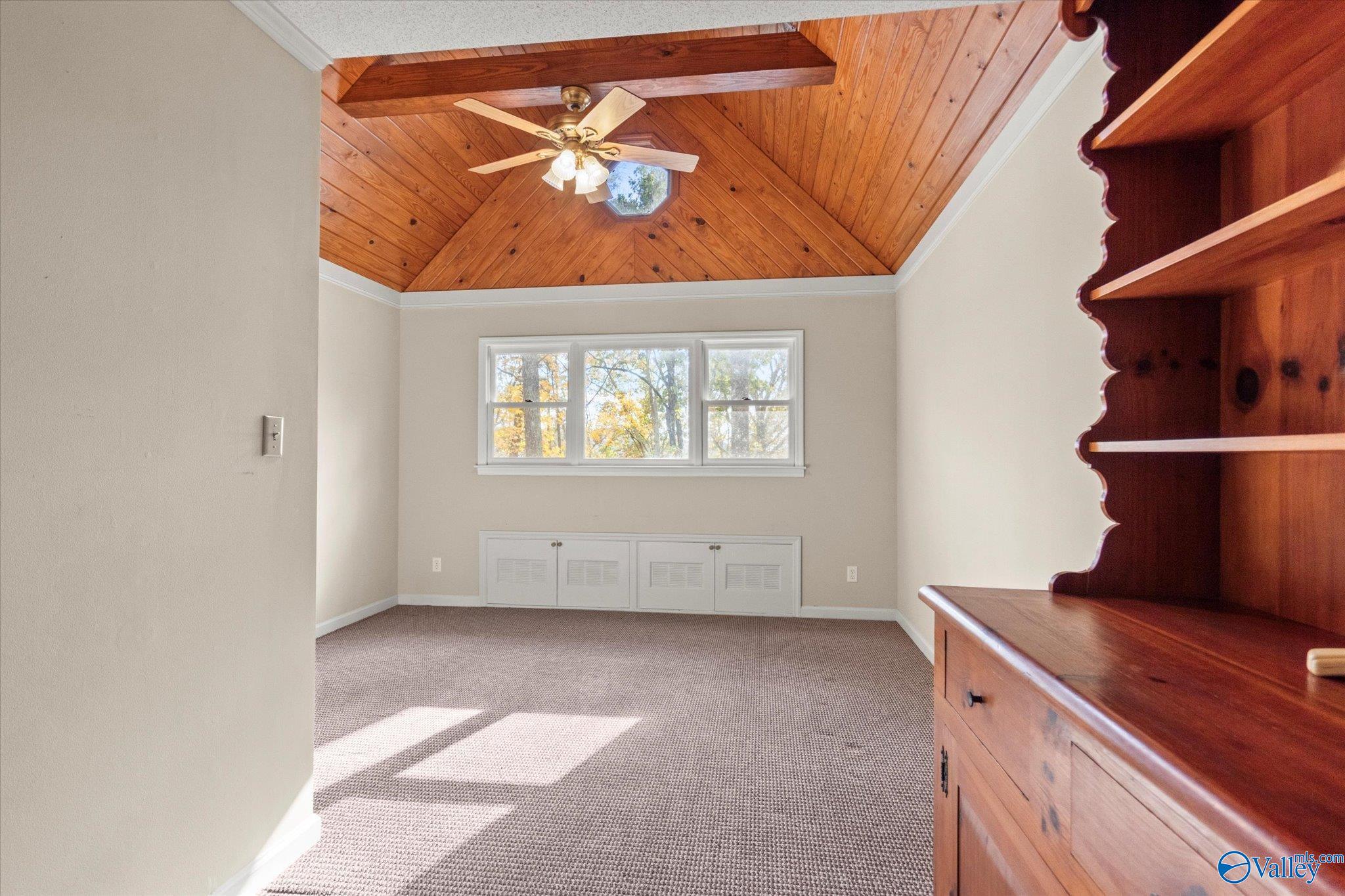 51 Cooper Hill Rd