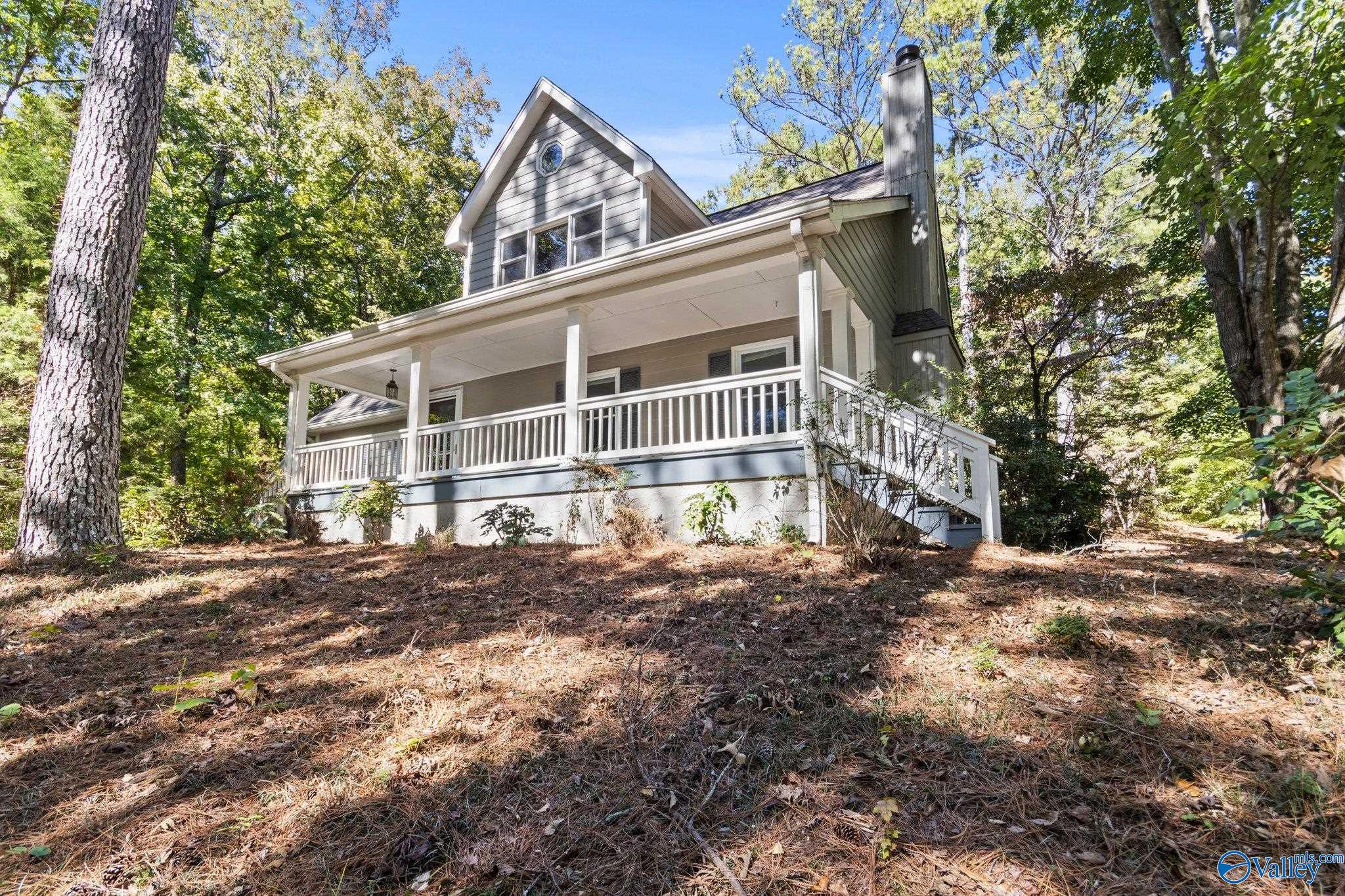51 Cooper Hill Rd