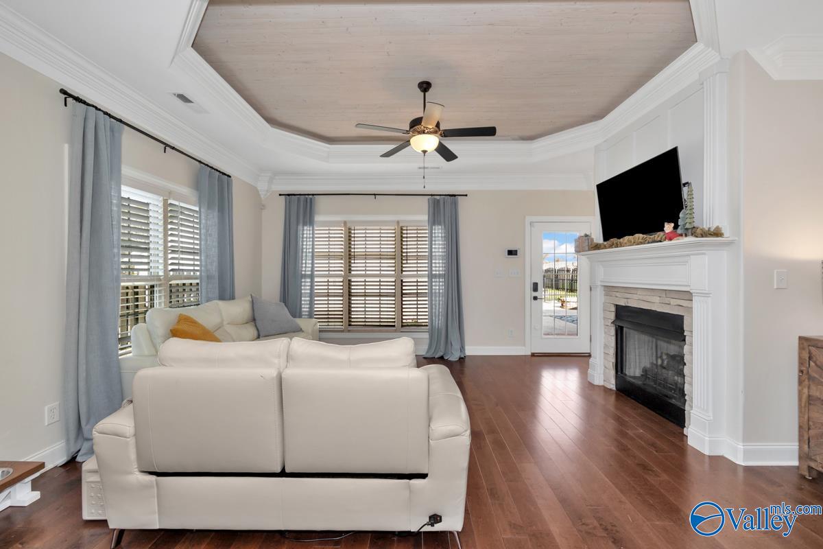 160 Cormorant Landing