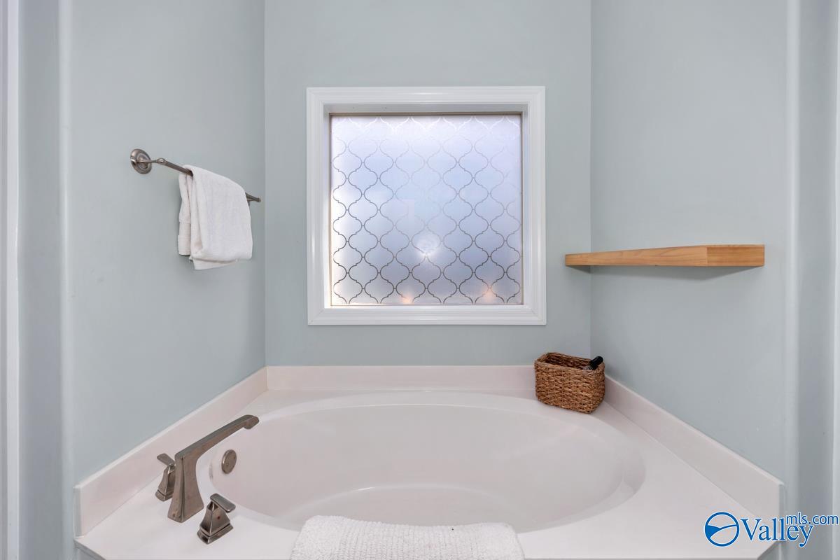 160 Cormorant Landing