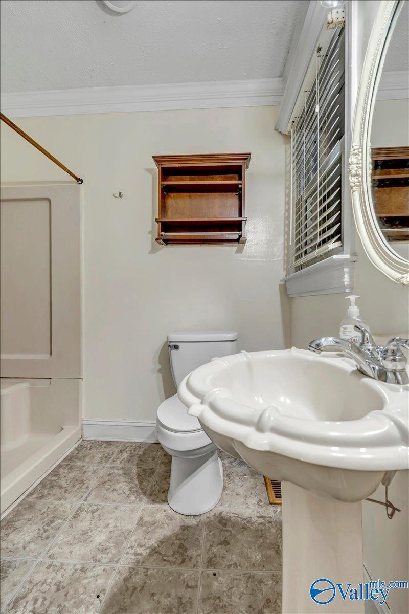 5276 Winchester Road