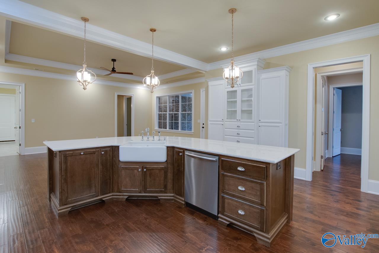 8599 Bellewood Lane