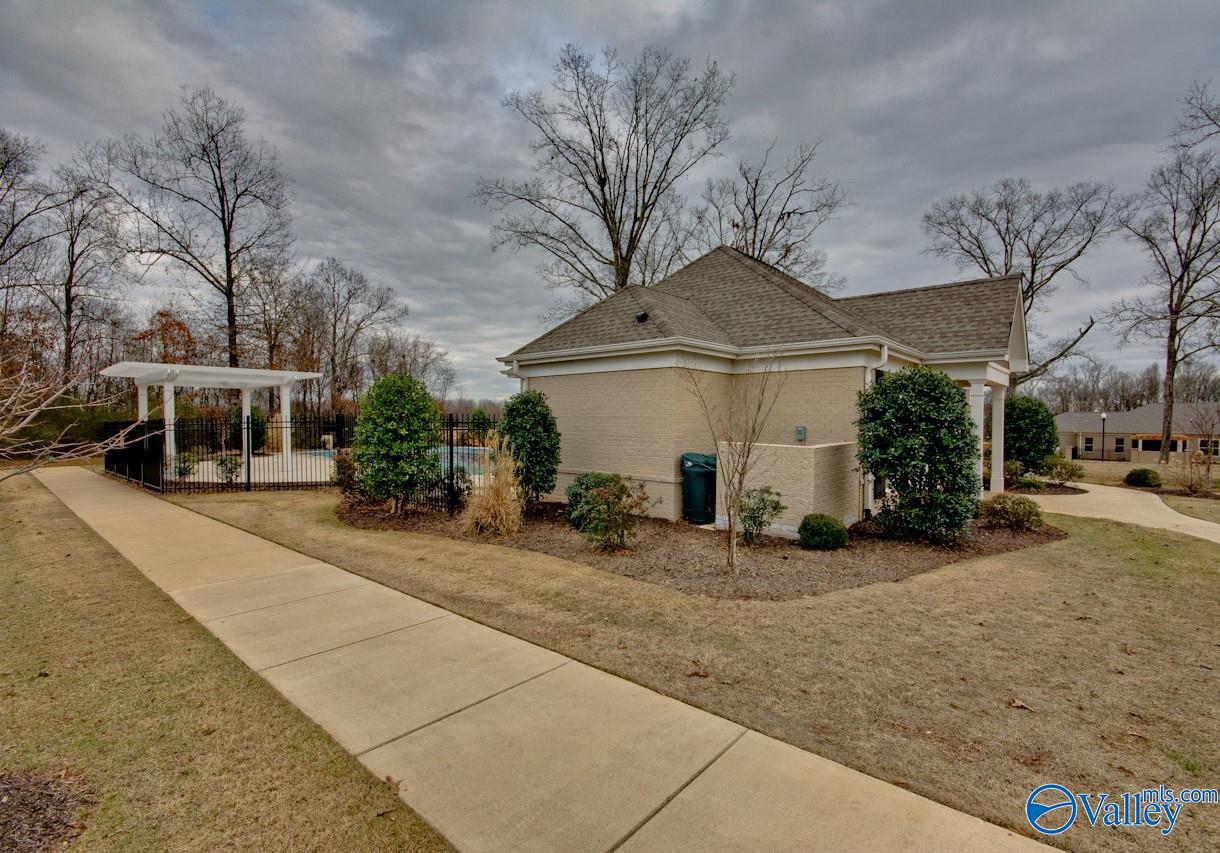 8599 Bellewood Lane