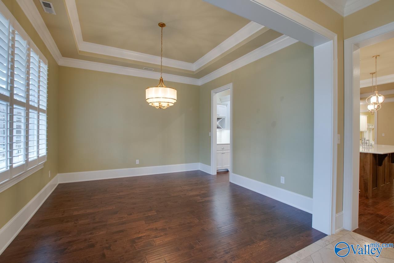 8599 Bellewood Lane