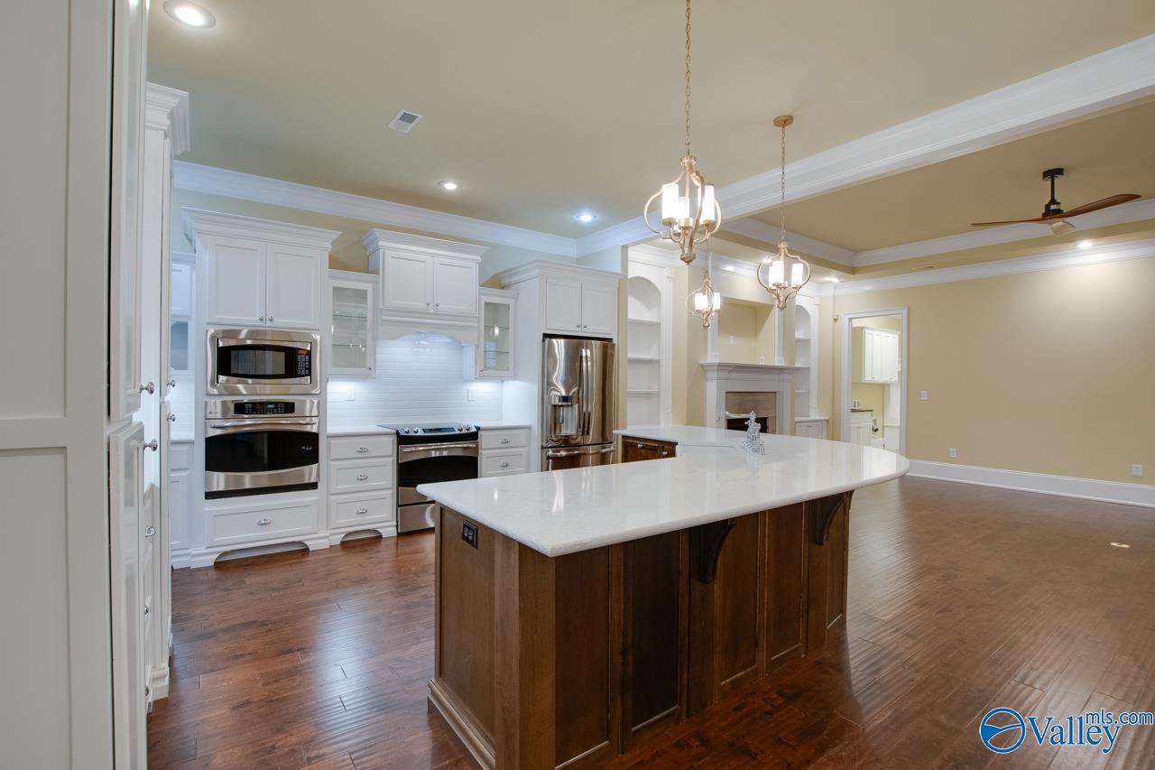 8599 Bellewood Lane