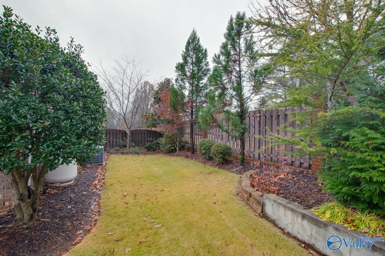 8599 Bellewood Lane