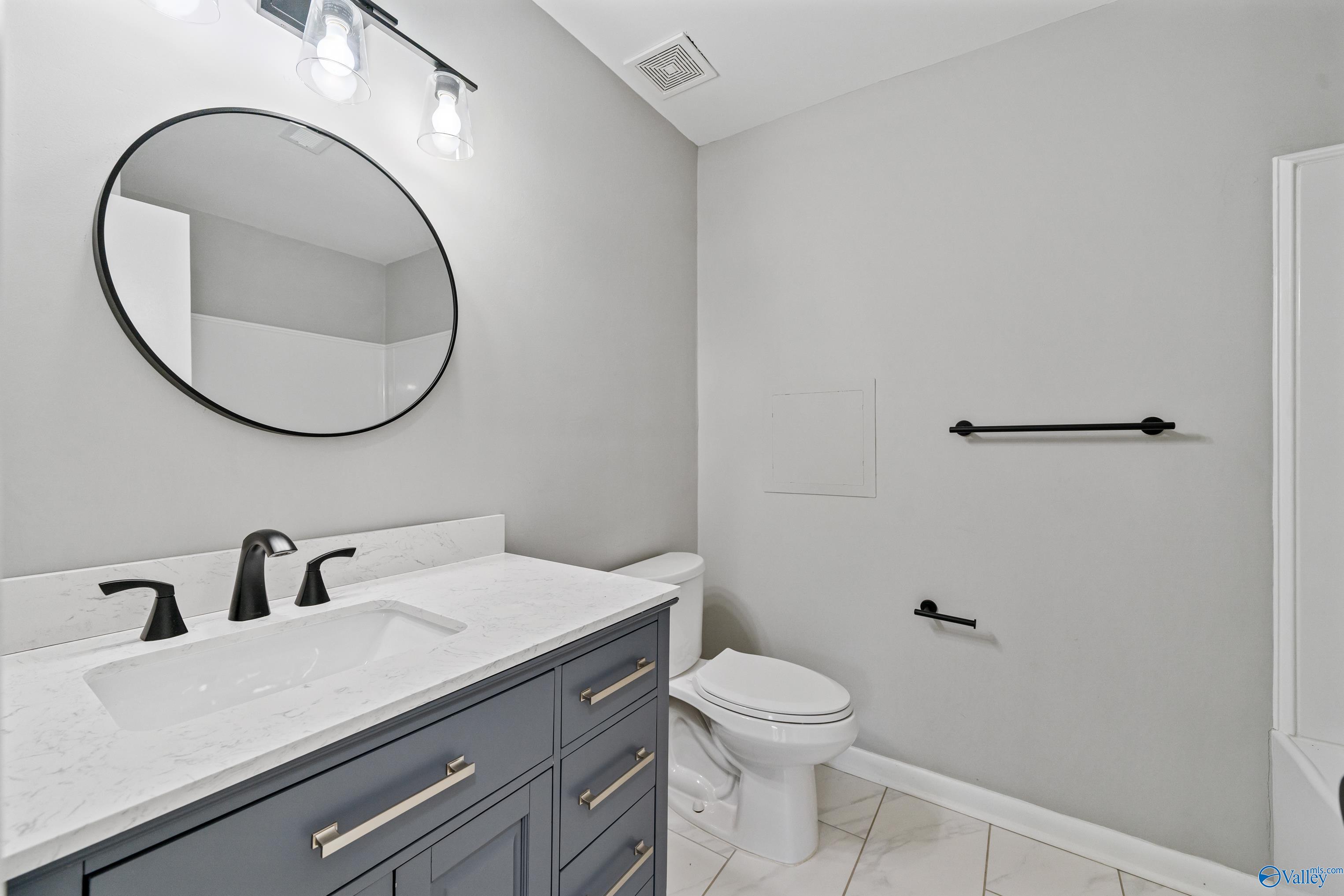 14023 Glenview Drive SW