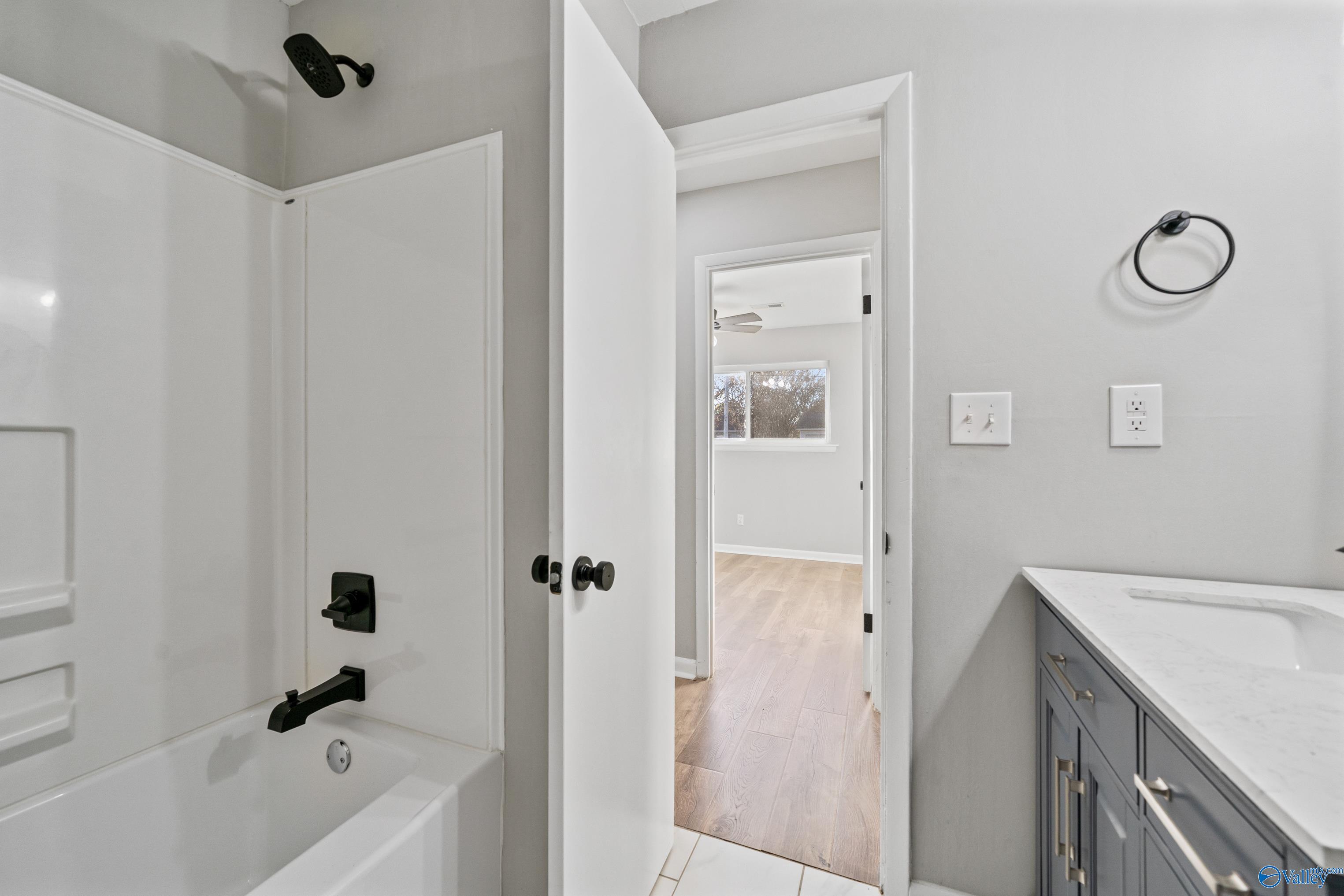 14023 Glenview Drive SW