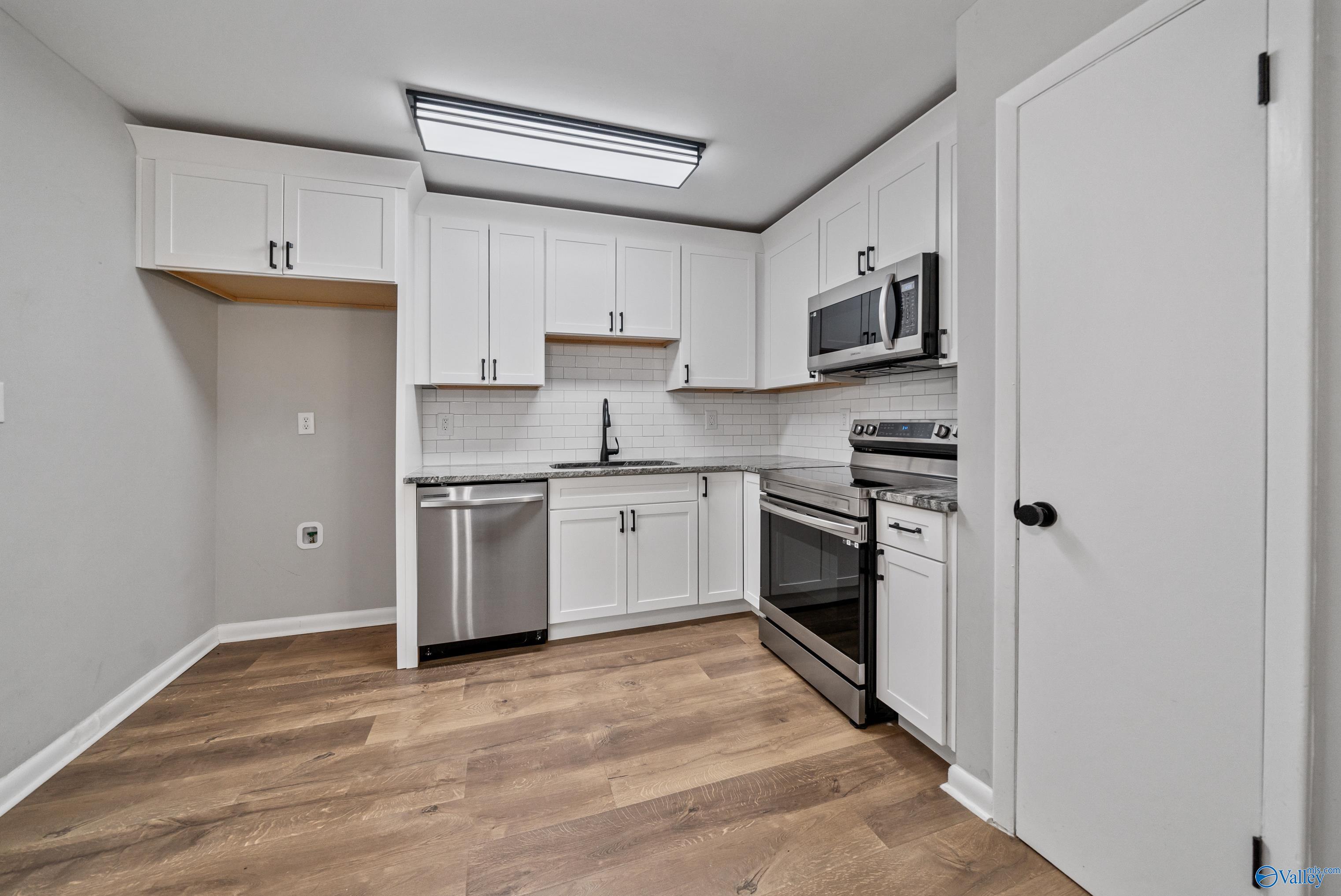 14023 Glenview Drive SW