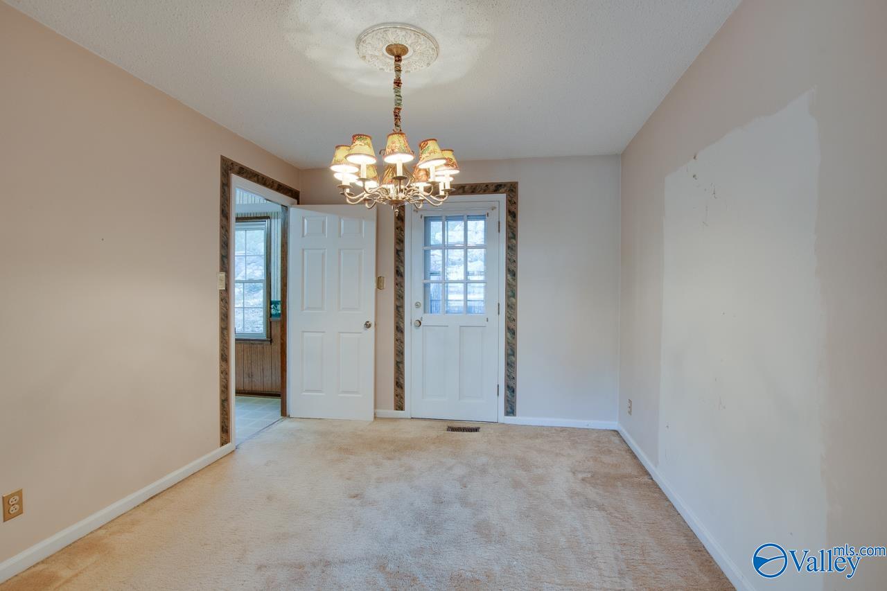 12127 Comanche Trail SE