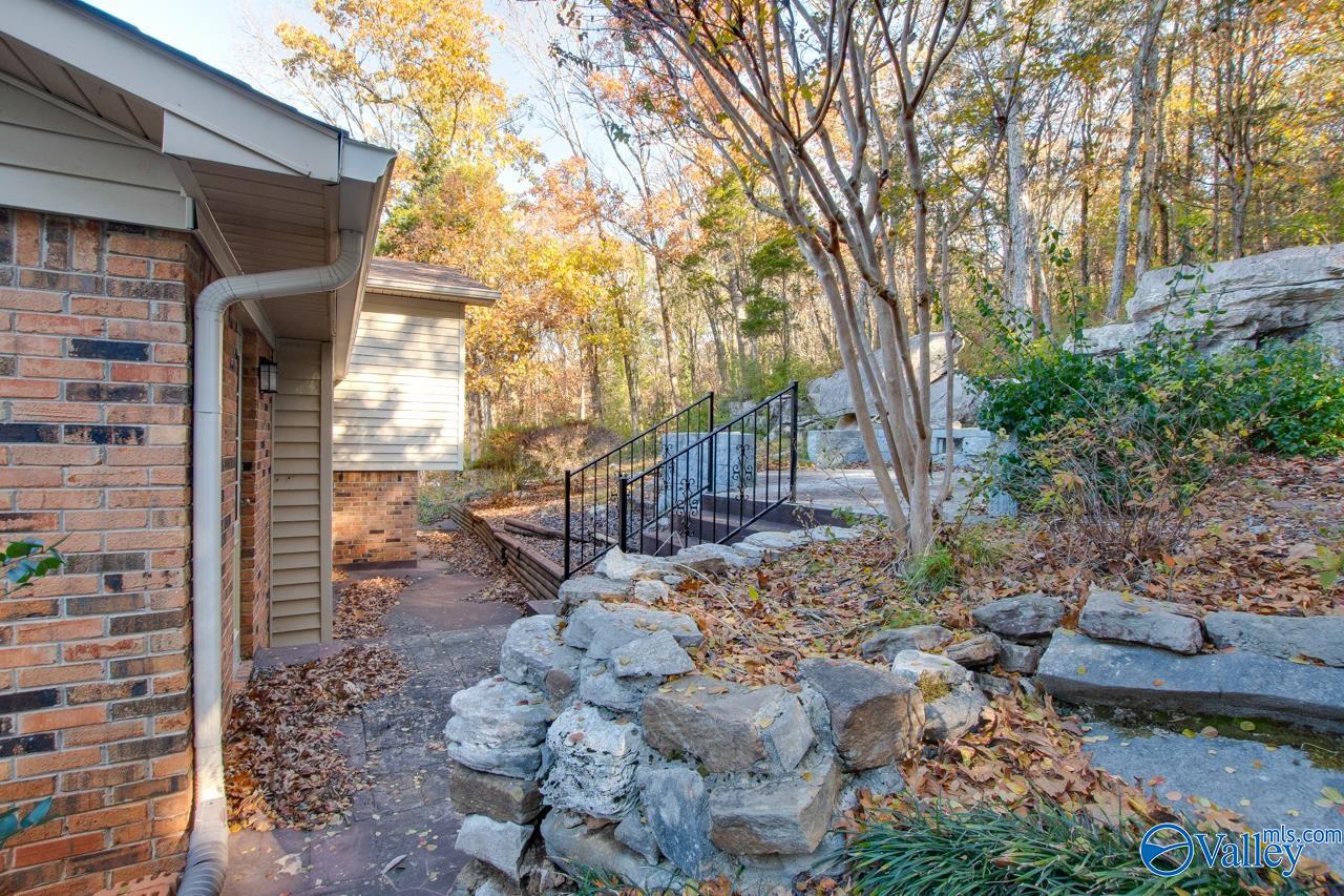 12127 Comanche Trail SE