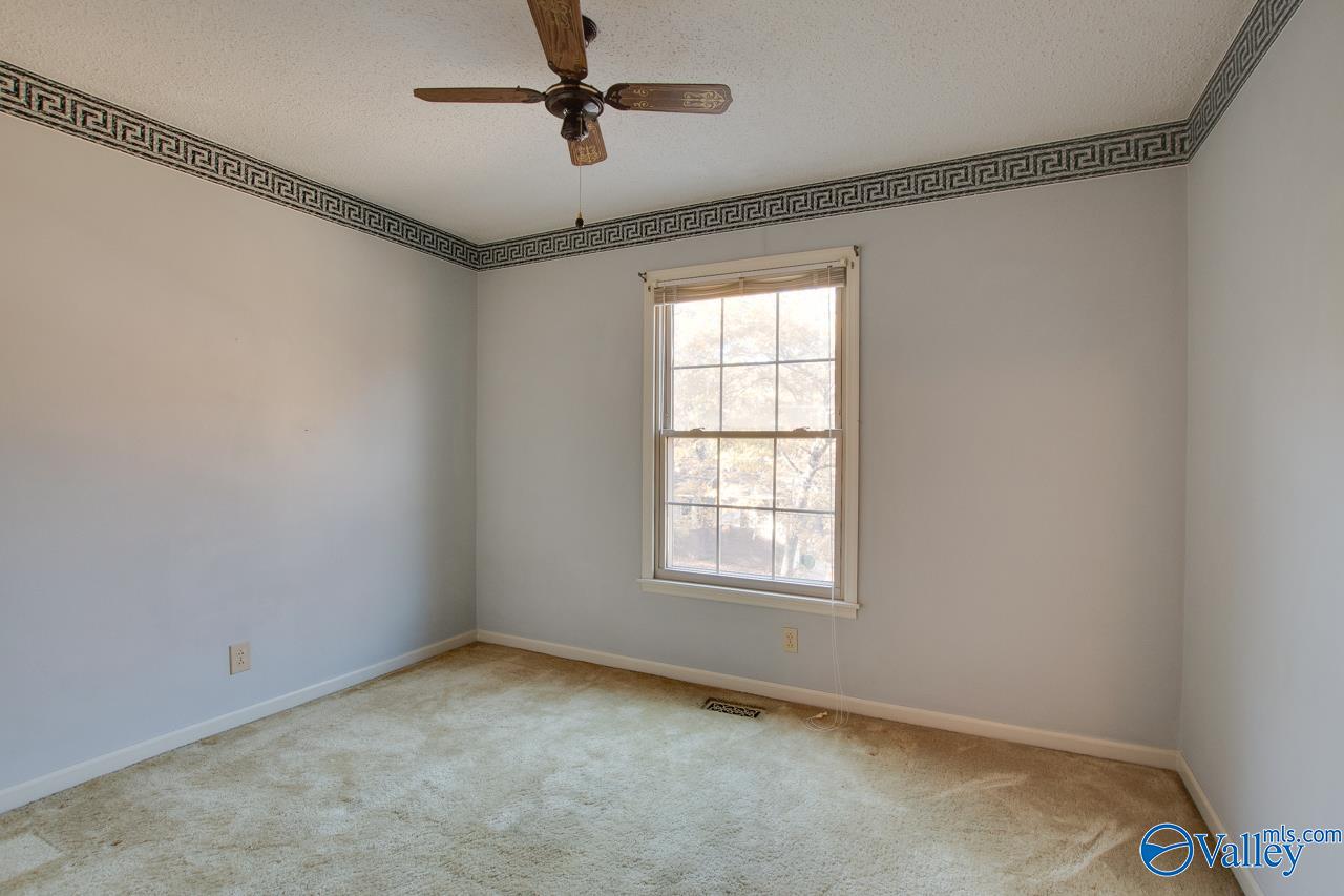 12127 Comanche Trail SE