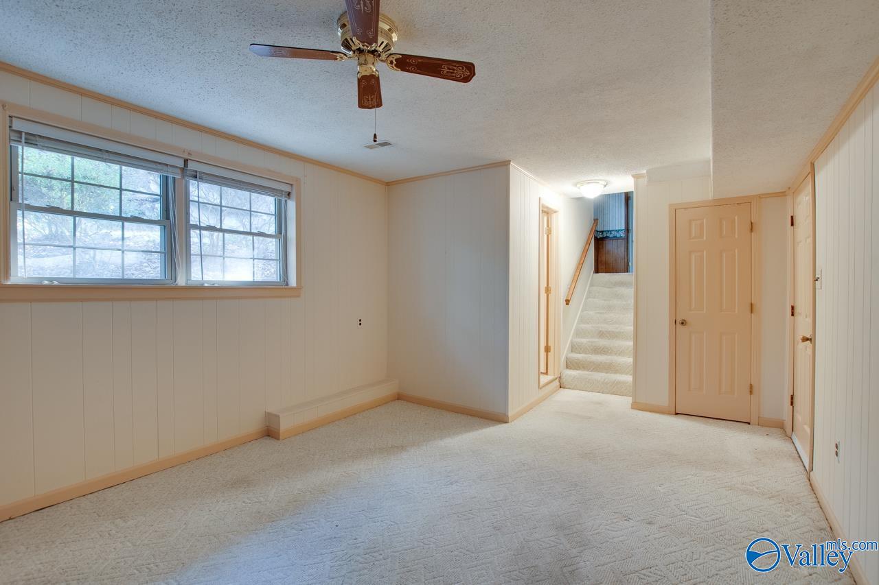 12127 Comanche Trail SE