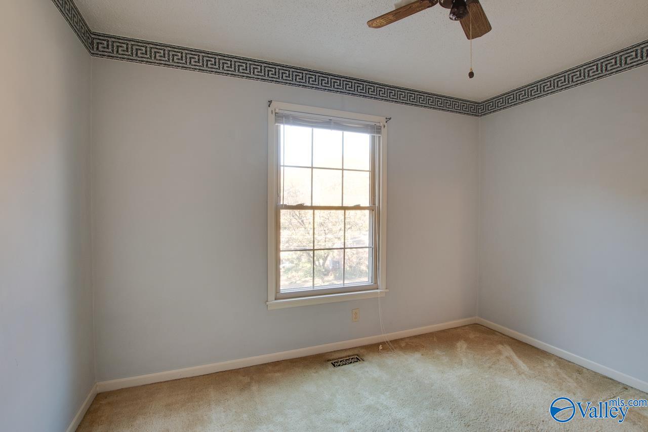 12127 Comanche Trail SE