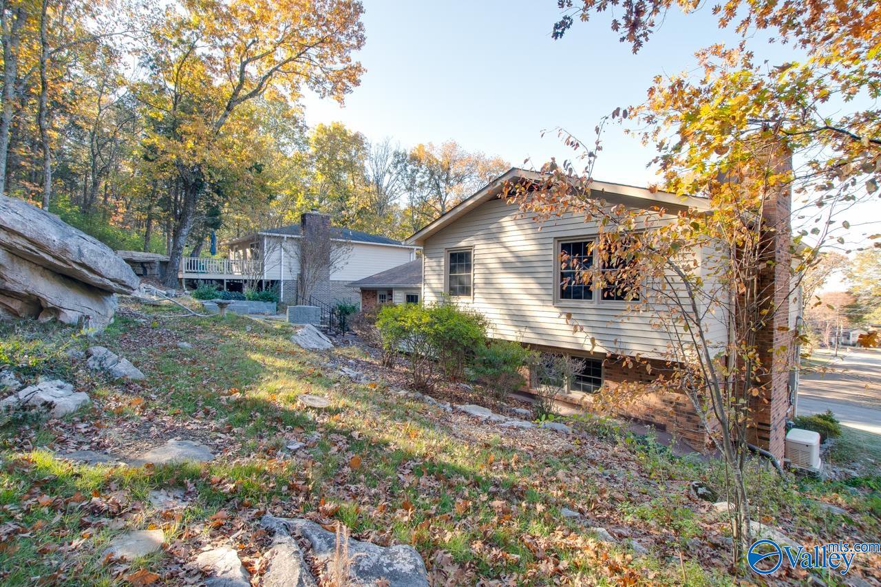 12127 Comanche Trail SE