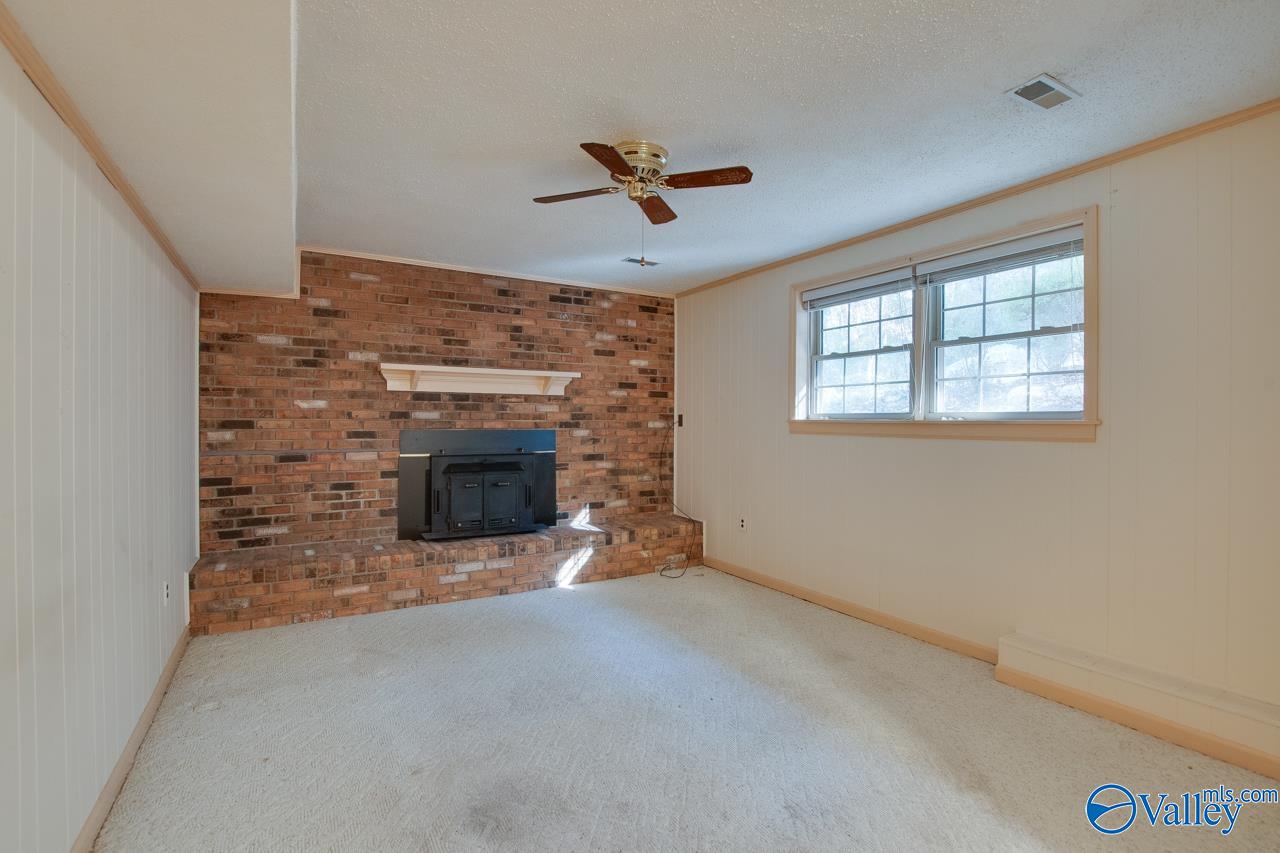 12127 Comanche Trail SE