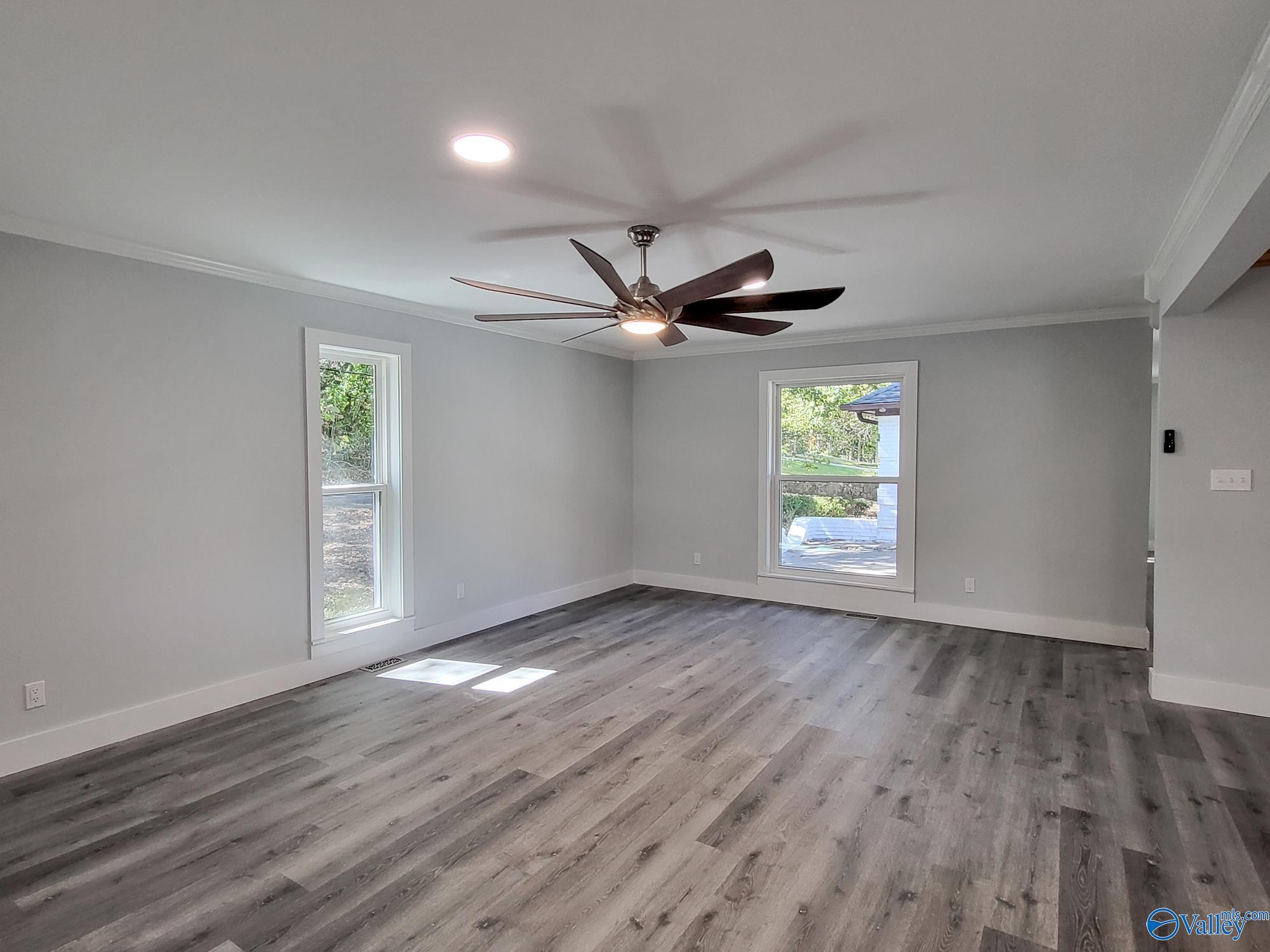 9805 Wallwood Drive