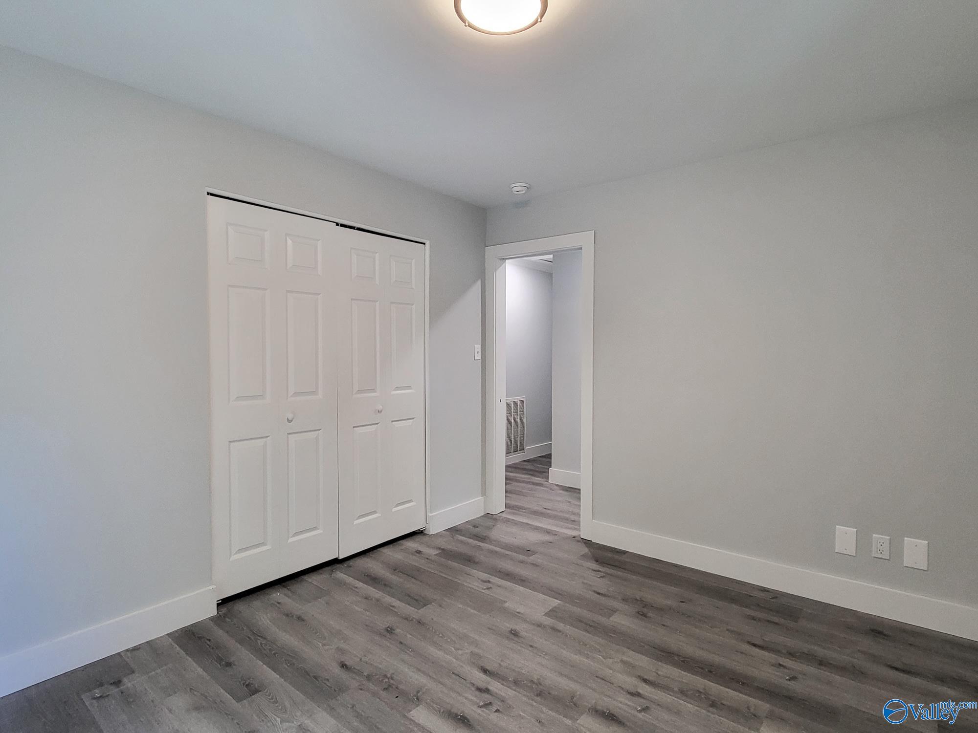 9805 Wallwood Drive