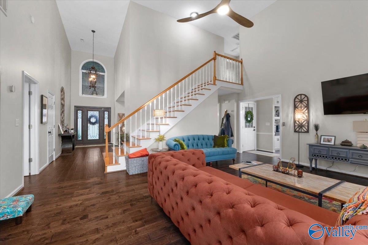 109 SE Runell Drive