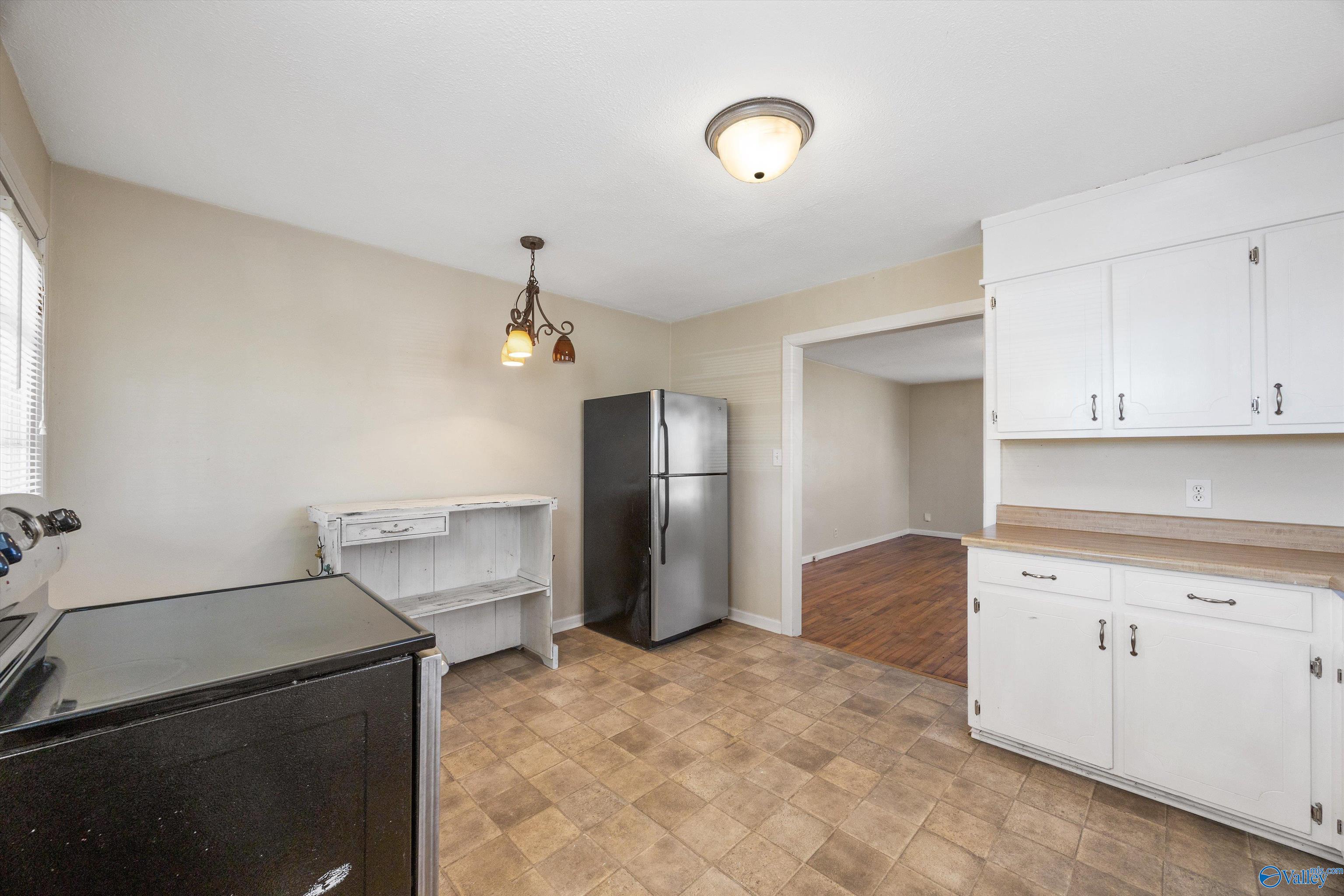 9347 Pulaski Pike