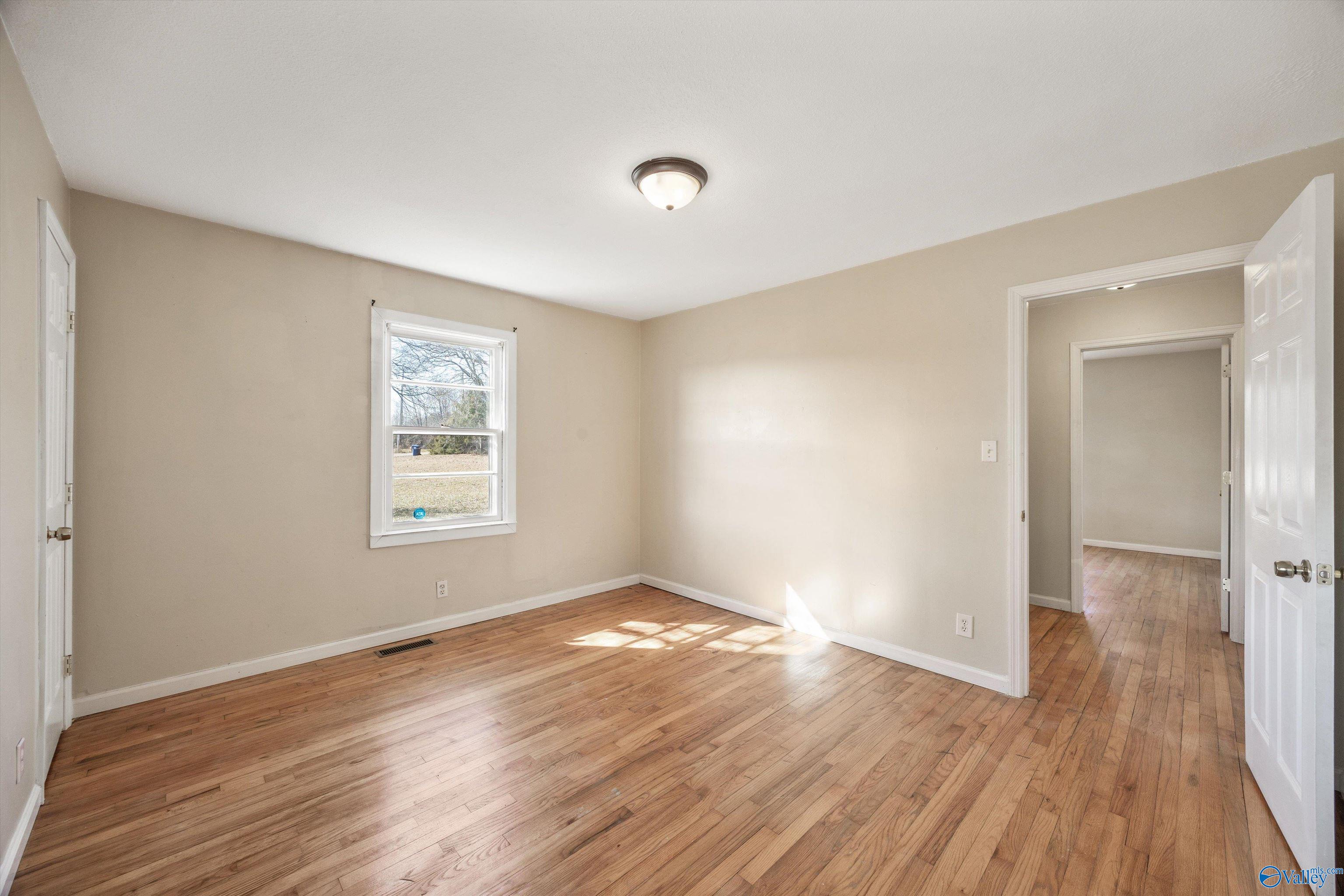 9347 Pulaski Pike
