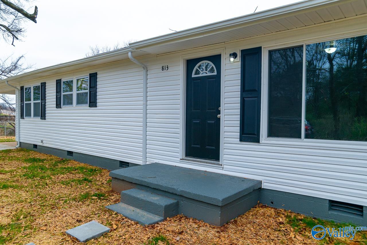 813 Meadow Drive