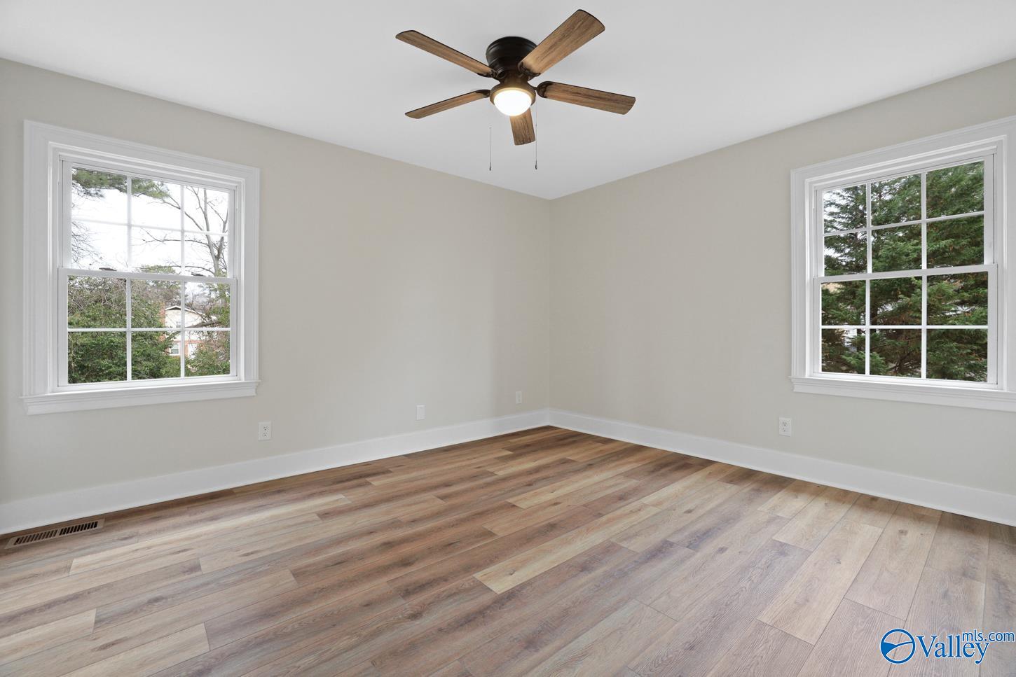 2201 Buckingham Drive SW