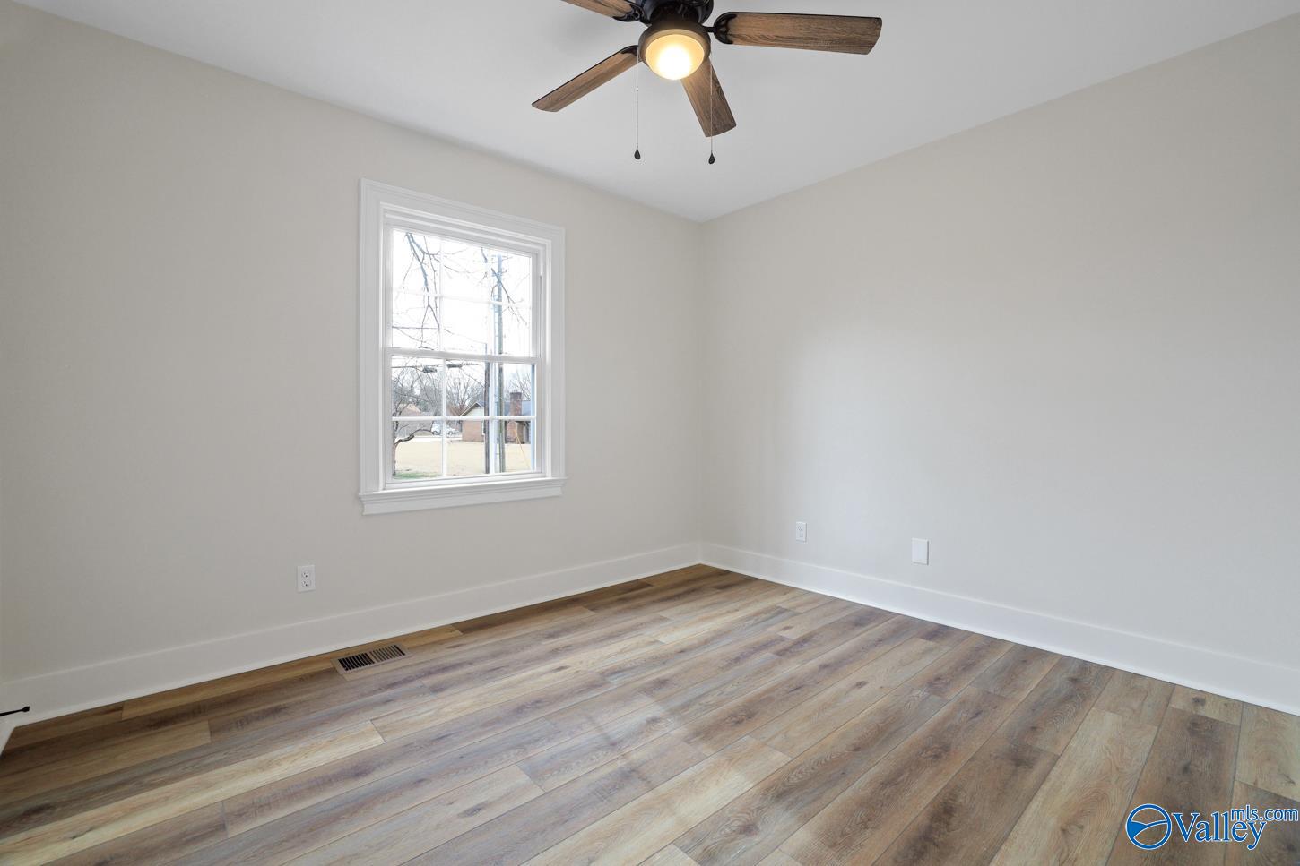 2201 Buckingham Drive SW