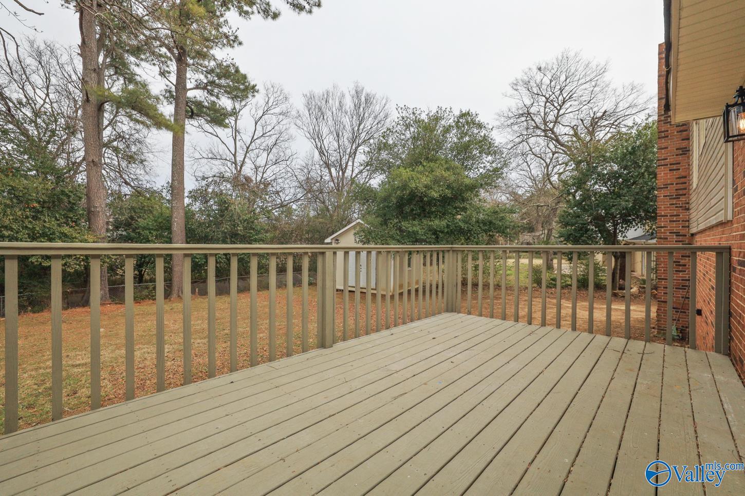 2201 Buckingham Drive SW