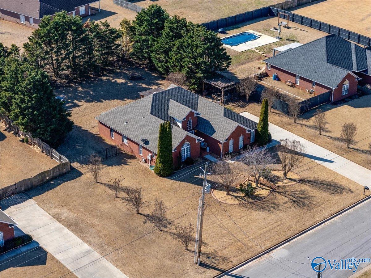 188 Hunters Cove Road