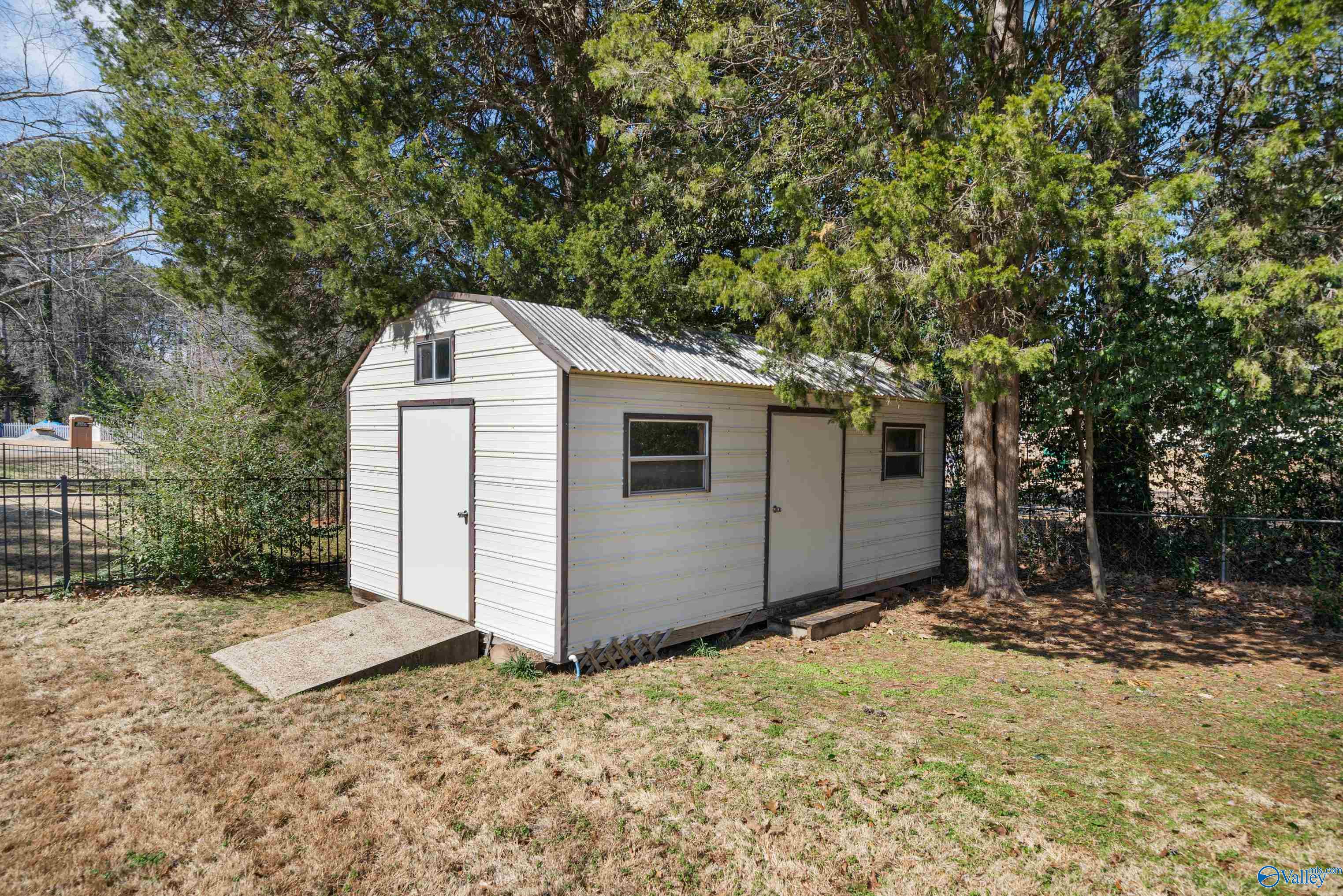 1007 Dellwood Road SE