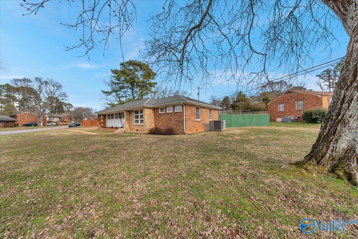2213 NW Lynn Road