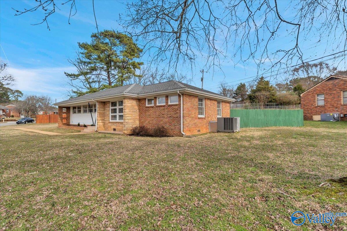 2213 NW Lynn Road