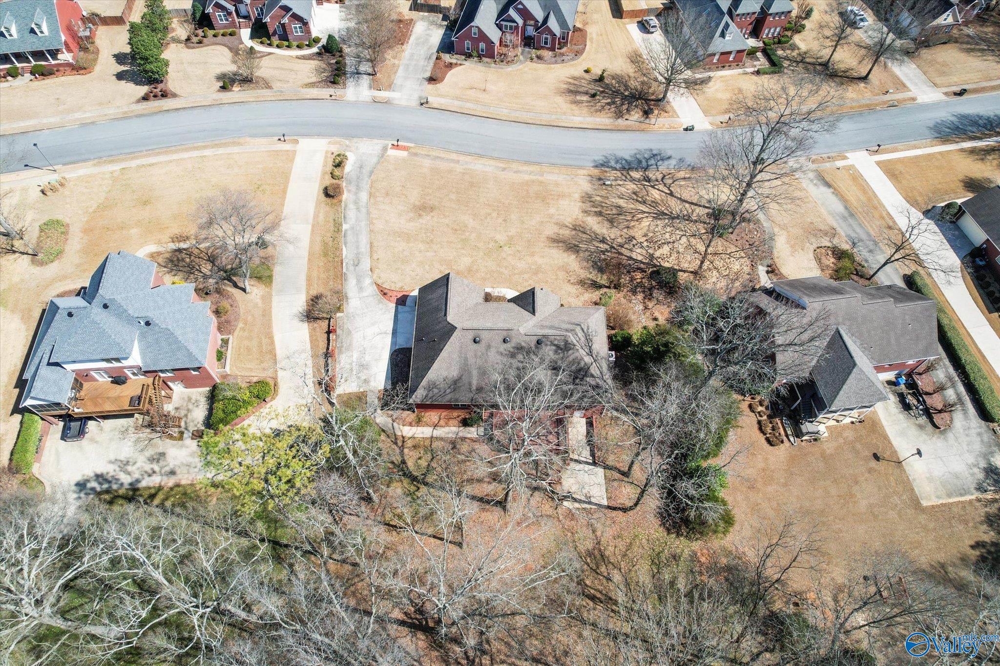 17125 Forest Hills Drive