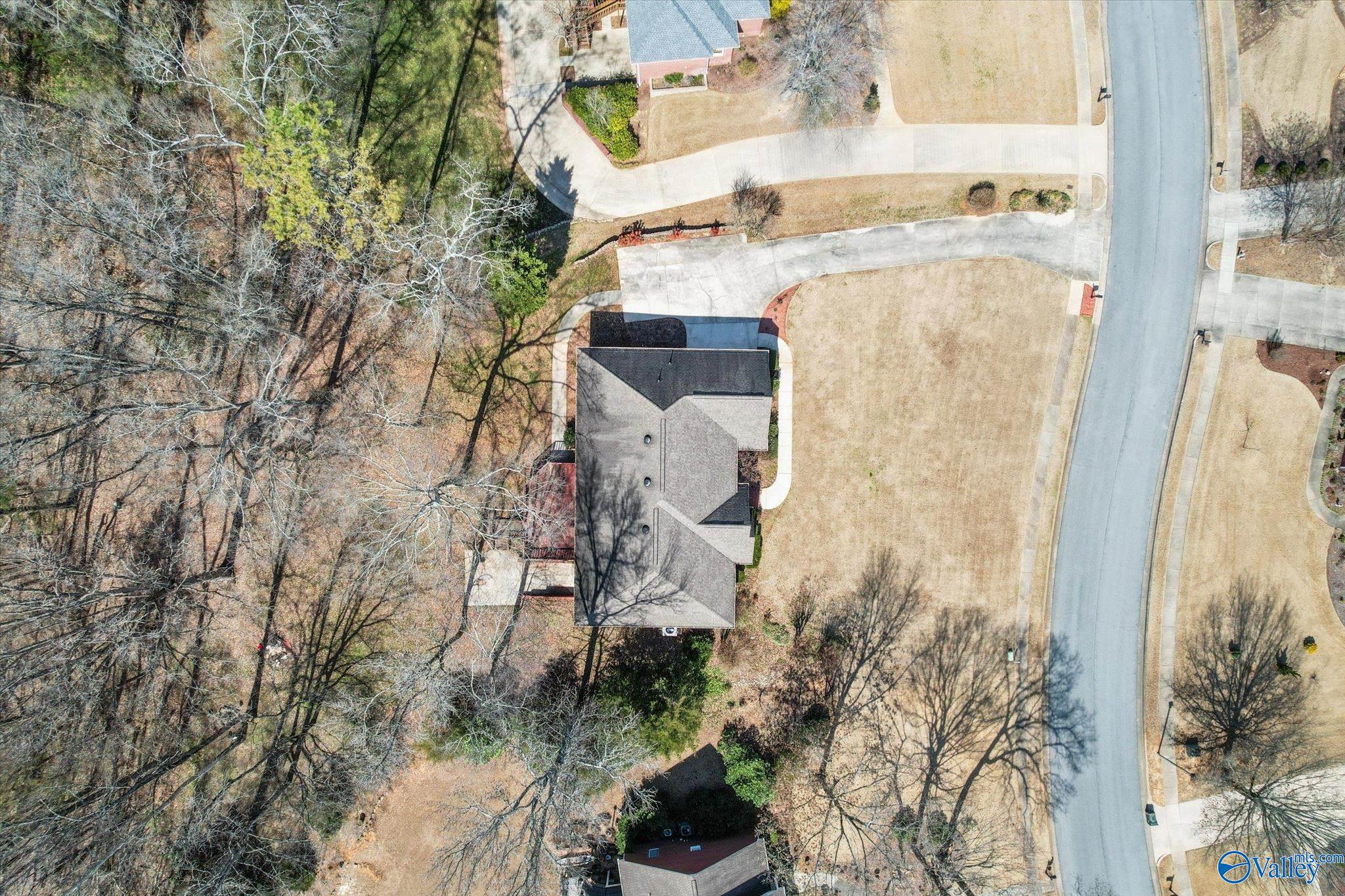 17125 Forest Hills Drive
