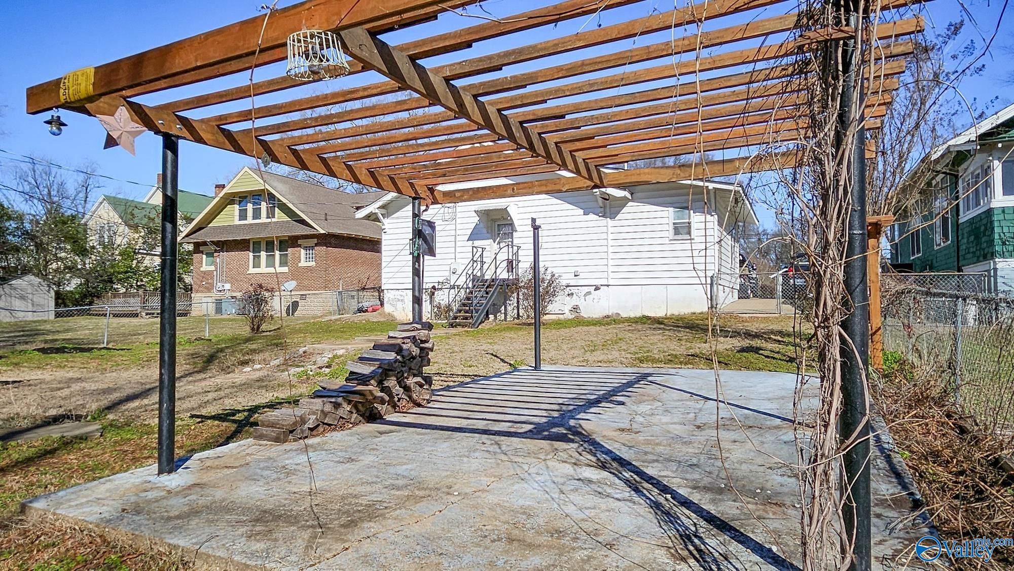 717 Meridian Street
