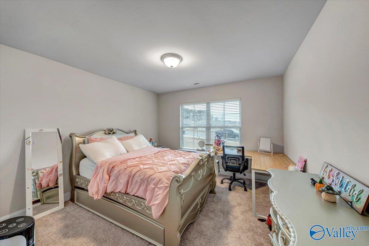 6220 SE Eagle Point Circle