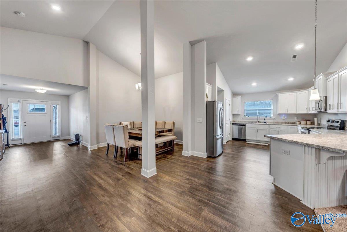 6220 SE Eagle Point Circle