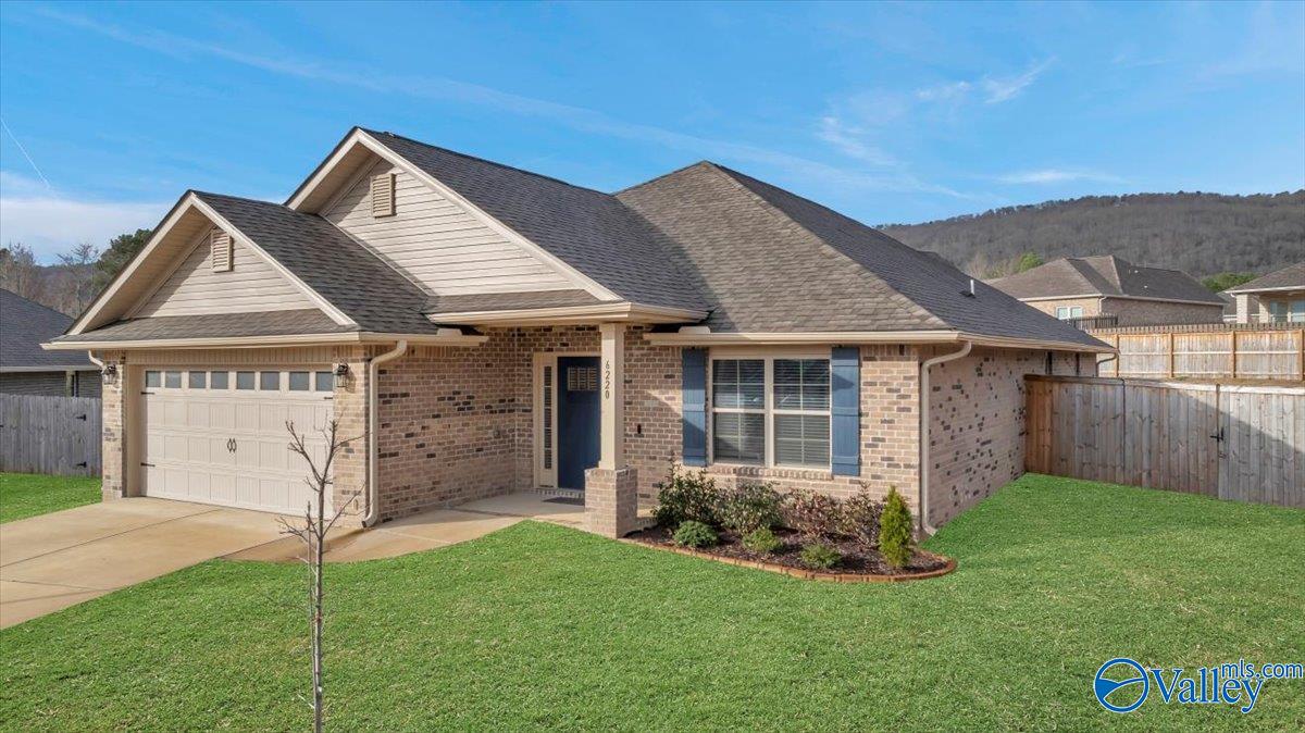 6220 SE Eagle Point Circle