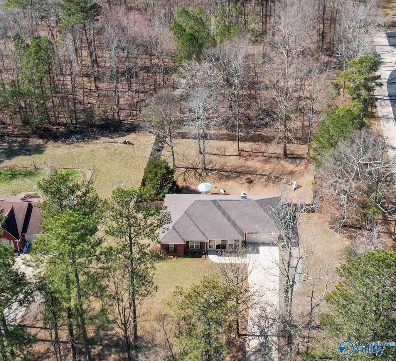 140 Morris Road