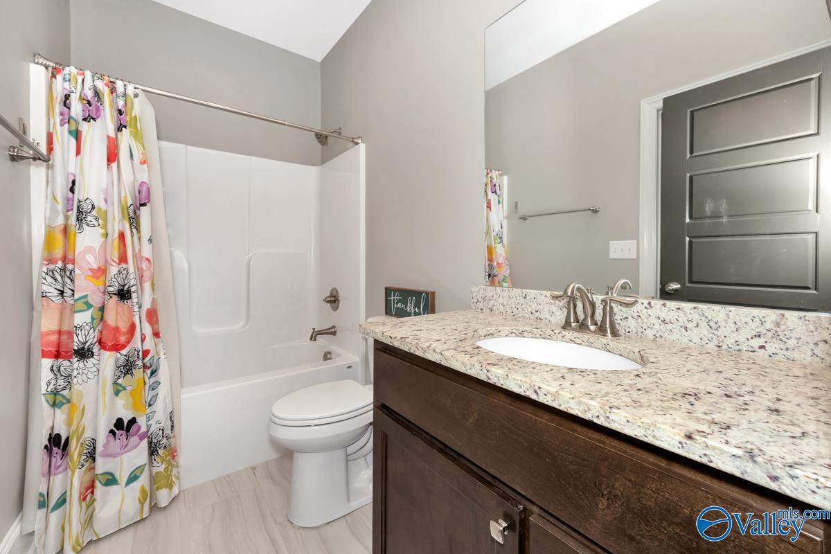 14081 Leafmore Drive SE