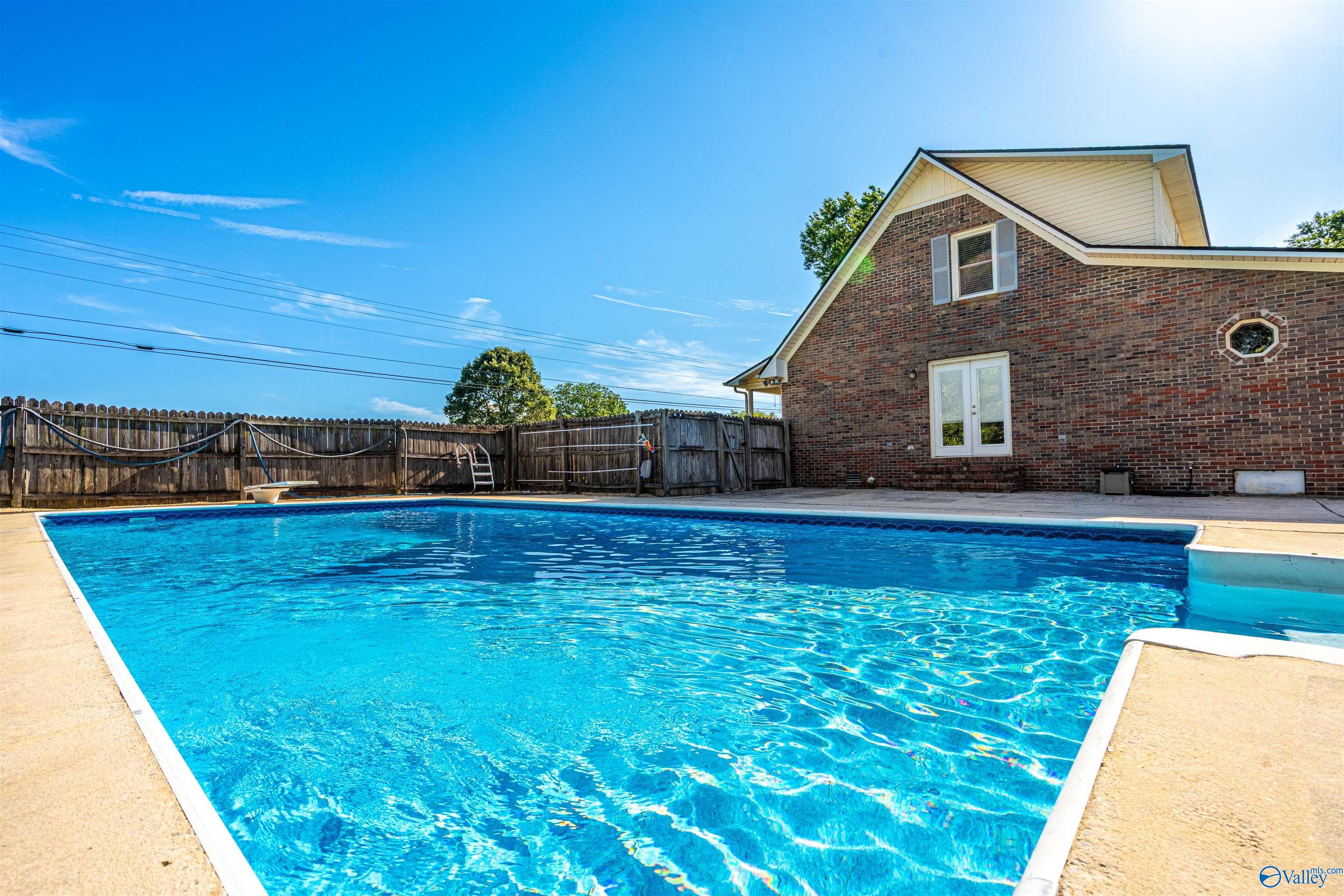15153 New Cut Road