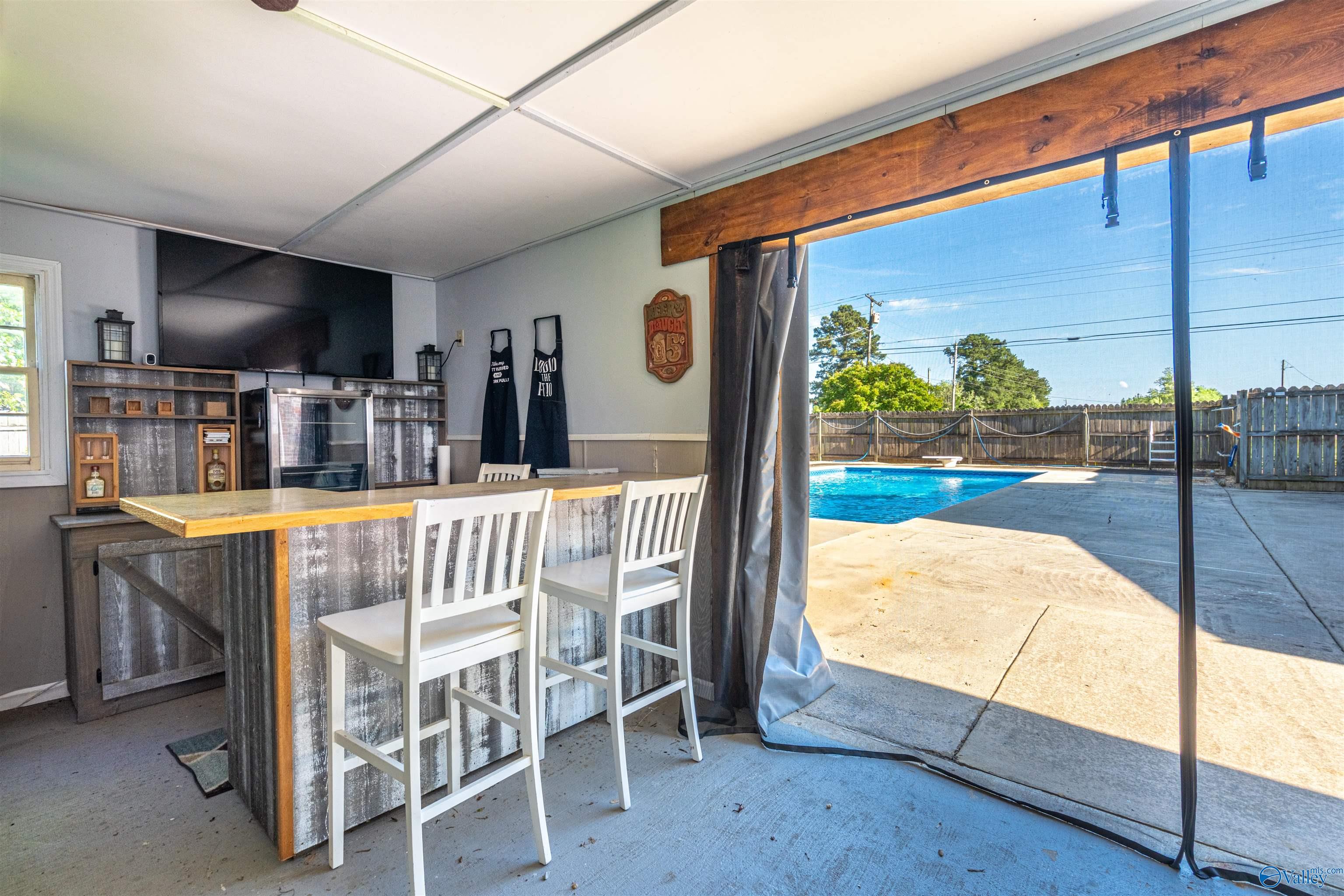 15153 New Cut Road