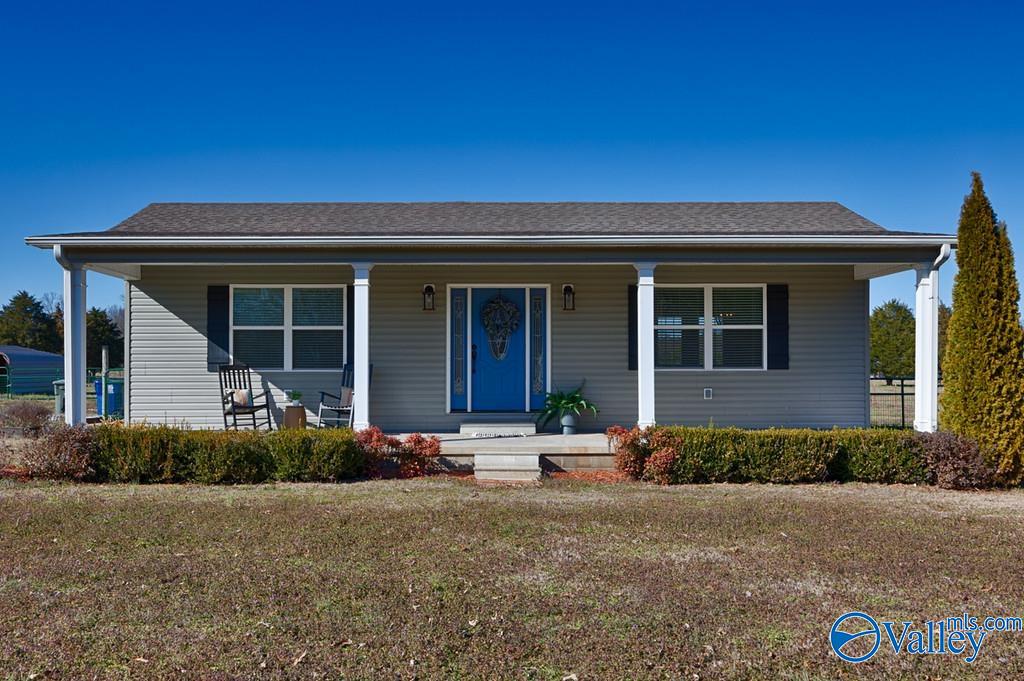 593 Henry Taylor Road